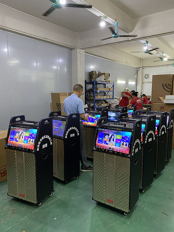 廣西南寧采購多套爵士龍民用視頻拉桿音響設備，好音效認準爵士龍！