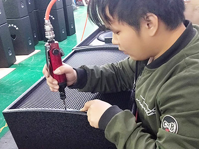 爵士龍音響制作生產車間